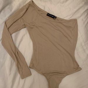 Pretty Little Thing Shape Carmel Jersey One Shoulder Bodysuit (Size US 2) NWOT